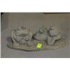 Image 1 : CONCRETE GARDEN ORNAMENT - FROGS