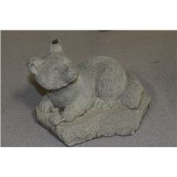 LOT OF 3 CONCRETE GARDEN ORNAMENT - SQUIRRELS