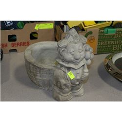 CONCRETE CLOWN PLANTER