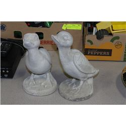 PAIR OF CONCRETE GARDEN ORNAMENT - DUCKS