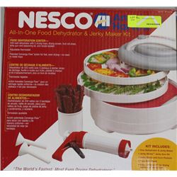 NESCO ALL-IN-ONE FOOD DEHYDRATOR & JERKY MAKER KIT