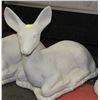 Image 1 : CONTRETE DEER STATUE