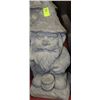 Image 1 : CONCRETE GNOME STATUE