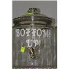 Image 1 : BOTTOMS UP DRINK DISPENSER
