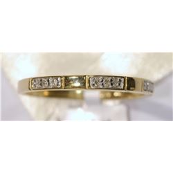 10K GOLD DIAMOND (0.07ct) RING RETAIL $900