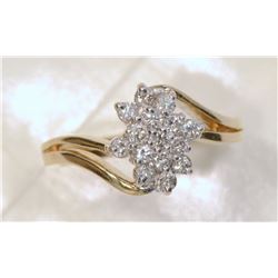 10 KT GOLD DIAMOND (0.24CT) RING