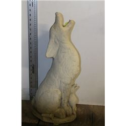 CONCRETE HOWLING WOLF W/ PUP STATUE