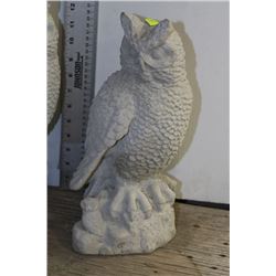 CONCRETE OWL STATUE