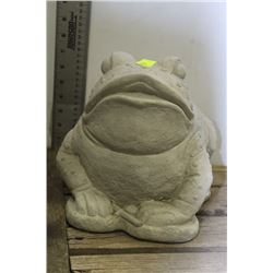 CONCRETE BULLFROG STATUE