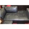 Image 2 : BLACK LEATHERETTE CHAISE LOUNGE SECTIONAL