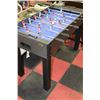 Image 1 : FOOSEBALL TABLE