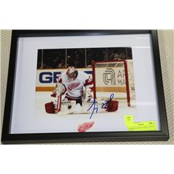 FRAMED & SIGNED JIMMY HOWARD PHOTO