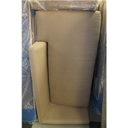 SHOWHOME URBAN BARN SECTIONAL