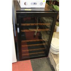 BLACK DANBY WINE CHILLER