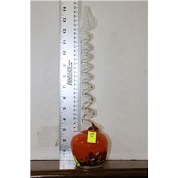 ART GLASS APPLE VASE