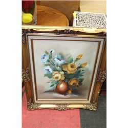 ORNATE FRAMED FLOWERS & VASE OIL PAINTING