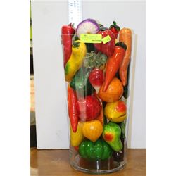 LARGE GLASS VASE W/ GLASS VEGGIES AND FRUITS