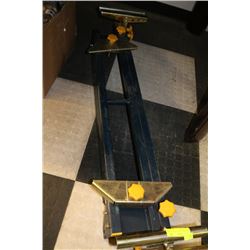 MASTERCRAFT EXTENDABLE MITRE SAW STAND WITH