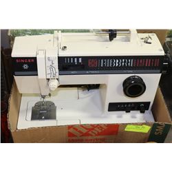 SINGER SEWING MACHINE - TABLE MODEL