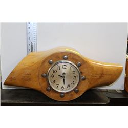 WOODEN POPELLER CLOCK