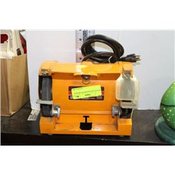 BLACK & DECKER BENCH GRINDER