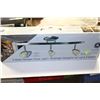 Image 1 : 3 HEAD HALOGEN TRACK LIGHT