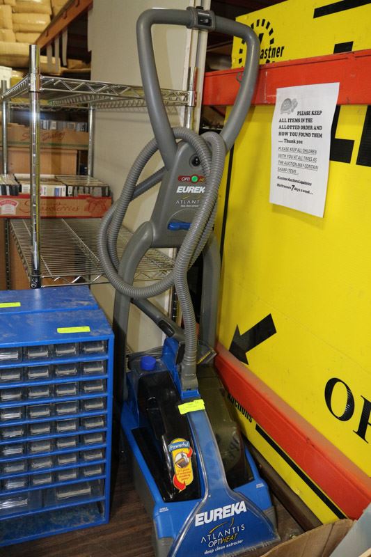 EUREKA ATLANTIS CARPET CLEANER