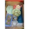 Image 1 : BOX W/ DECORATIVE HAT, VASES, BOWLS & WATER