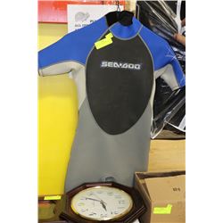 MENS SEA-DOO SWIM SUIT SIZE 14