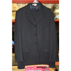 FULL SUIT - SIZE 52