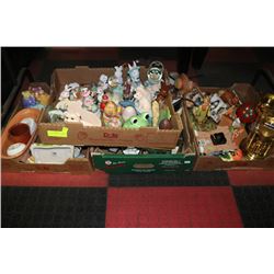 FLAT OF ASSORTED COLLECTIBLES X4