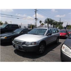 01 Volvo V70 AWD 4dr Wagon - T - DRIVE MC HG