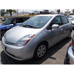 09 Toyota Prius Hatchback FWD - T - `DRIVE