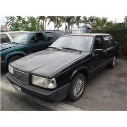 93 Volvo 940 4 Dr  Sedan - T - `DRIVE
