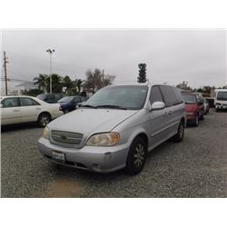 05 Kia Sedona 4dr Minivan - T - `DRIVE