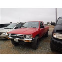 92 Toyota Pickup 2 Dr  Extended Cab SB - T - NR