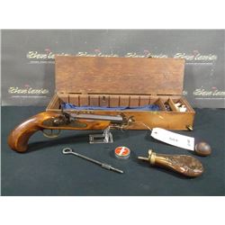 JUKAR 45 CAL, BLACK POWDER, CASE, LOADING EQUIPMENT, SPAIN, S/N: 184795