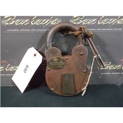 REMINGTON ANTIQUE HEAVY DUTY LOCK WITH KEYS