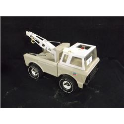TONKA CHEVRON WRECKER TOW TRUCK METAL TOY