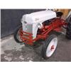 Image 5 : 1951 FORD 8N TRACTOR WITH 3 POINT HITCH NEW PAINT, TIRES, RADIATOR - 6 VDC SYSTEM (print sequence:) 