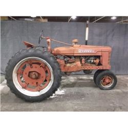 1952 INTERNATIONAL MCCORMICK FARMALL "H" ROW TRACTOR, NEW REAR TIRES, PLUGS 6 VDC (print sequence:) 