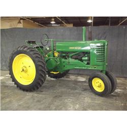 1952-53 JOHN DEERE "A" ROW CROP TRACTOR, 3 POINT, PTO, HYRDAULICS, ROLL-O-MATIC FRONT END (print seq