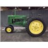 Image 2 : 1952-53 JOHN DEERE "A" ROW CROP TRACTOR, 3 POINT, PTO, HYRDAULICS, ROLL-O-MATIC FRONT END (print seq