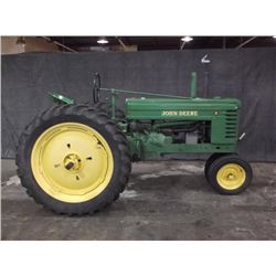 1935 JOHN DEERE "B" ROW CROP TRACTOR, NEW TIRES, 3 POINT LIFT GEAR, PTO, S/N: 1067 (print sequence:)