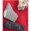 Image 3 : Frame of Artifacts