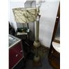 Image 1 : Decorator Pedestal Lamp