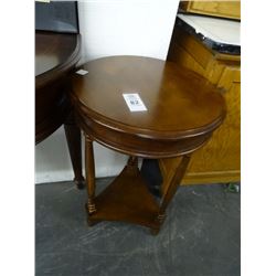 Mahogany Round Table