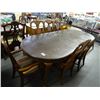 Image 1 : Mahogany Oval Dining Table w/6 Chairs