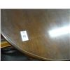 Image 2 : Mahogany Oval Dining Table w/6 Chairs