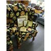 Image 2 : 2 Hickory Craft Wingback Floral Chairs - 2 Times the Money